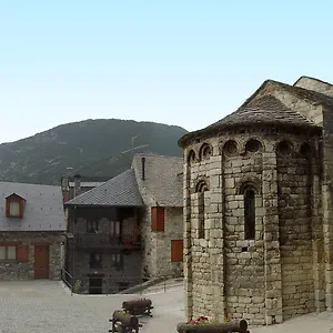 Apartamento Casa Valentí, Estación